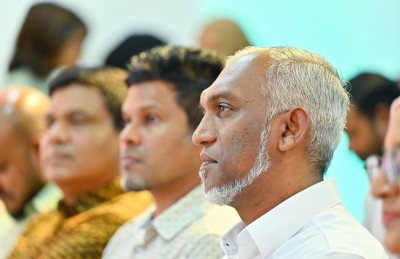 މުނިސިޕަލް މަސައްކަތްކުރާ އާބަންކޯގެ މުވައްޒަފުންގެ މުސާރަ ކުޑައެއް ނުވާނެ: ރައީސް