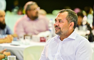 އިންޑިއާ މައްސަލަ: ޒަމީރާއި ތިން ޑެޕިއުޓީ މިނިސްޓަރުން މަޖިލީހަށް ހާޒިރުކުރަން ހުށަހަޅައިފި