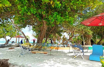 ކޮވިޑް-19: ރަށްރަށުގެ އެކްޓިވް ކޭސްތައް 1،100 އިން މައްޗަށް