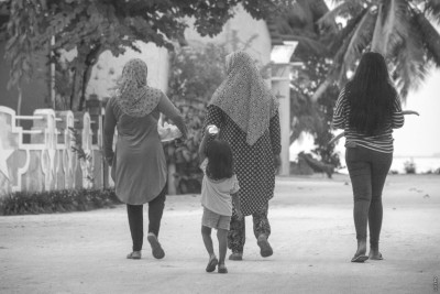 އަންހެނުން ހިތާނުކުރުން ގާނޫނީ ކުށަކަށް ހަދަން މަސައްކަތް ފަށައިފި