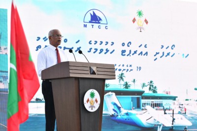 ހޯރަފުށި އެއާޕޯޓަކީ މުޅި އިހަވަންދިއްޕޮޅު ތަރައްގީކުރުމުގެ ފެށުން: ރައީސް