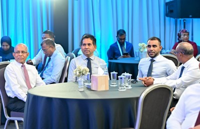 ރިސޯޓު މުވައްޒަފުން އާއިލާ ކައިރިއަށް ދެވޭ ގޮތް ހެދުމަށް ތިން ސަރަހައްދެއްގައި ސެންޓަރުތަކެއް އަޅަނީ
