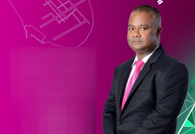 އުތީމު ކައުންސިލްގެ ރައީސް ސަސްޕެންޑުކޮށްފި