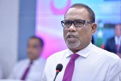 ހޯރަފުށީ އެއާޕޯޓުގެ މަސައްކަތް ފެއްޓެވީ ރައީސް ޔާމީން، މި ސަރުކާރަށް އާ ކަމެއް ނުކުރެވޭ: އަދުރޭ