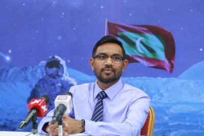 ކެނެޑާގެ ޖޫނިއާ އެސްޓްރޯނަޓް ޕްރޮގްރާމް ރާއްޖެއަށް