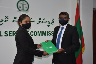 ހައިކޯޓު އިސްފަނޑިޔާރަކަށް ހާތިފް، ކްރިމިނަލް ކޯޓު ޝަކީލަށް