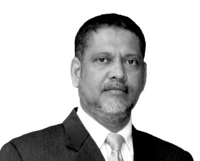 ބަސްނުވިކޭ ކަމަށް ބުނެ އެމްޕީއެލްގެ ޗެއާމަންކަމުން ޒަކީ އިސްތިއުފާ ދެއްވައިފި