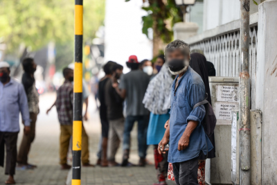 ރިހާކުރު ފުޅި ވަގަށްނެގި މީހާ ކިޔައިދެނީ މަގުމަތީގެ ހިތްދަތި ދިރިއުޅުމުގެ ވާހަކަ