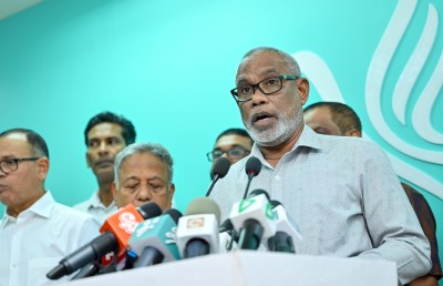 ވަޒީރުން ބޭރުކުރުން: ހުއްޖަތެއް ނެތް ސިޔާސީ ޖެއްސުމެއްތަ؟