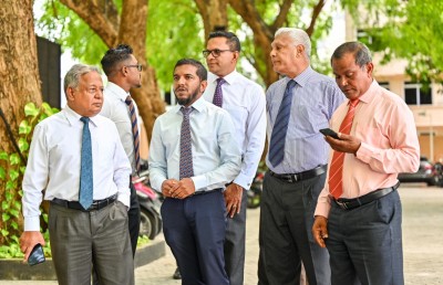 މަޖިލިސް ހުއްޓުވީ ސަރުކާރުގެ މެންބަރުން ކޮމިޓީތަކުން ބޭރުކުރުމުން: ސަލީމް