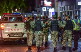 ތިޔަ ކުޅުނީ މުޅި ގައުމާ، އަހަރެމެން އެންމެންނާ!