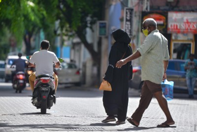 ވެކްސިން ފުރަތަމަ ދޭނީ 50 އަހަރުން މަތީ މީހުންނަށް