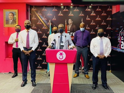 "ވިސްނާ" ޖަލްސާއާ ގުޅިގެން އިދިކޮޅު ލީޑަޝިޕް ފުލުހަށް ހާޒިރު ކުރަނީ