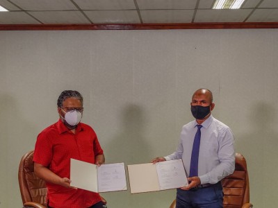 ދެ ރަށެއްގެ މިސްކިތް ނިންމަށް ކުންފުންޏަކާ ހަވާލުކޮށްފި