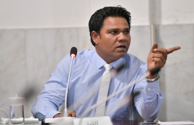 ހިޔާނާތުގެ ފައިސާ ލިބުނު ލިސްޓްގައި އެމްޑީޕީގެ އިސް ހަ ބޭފުޅެއްގެ ނަން