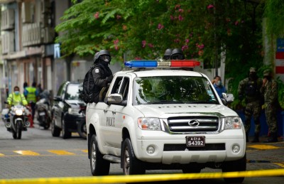 ވަރުގަދަ ސެކިއުރިޓީއަކާ އެކު ނަޝީދު ފުރާވަޑައިގެންފި