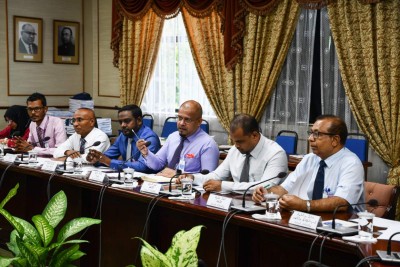 އިންތިހާބު އަވަސް ކުރަން ގާނޫނަށް އިސްލާހުތަކެއް އީސީން މަޖިލީހަށް ހުށަހަޅަނީ