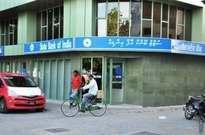 އެސްބީއައިގެ ކާޑު ލިމިޓް މަހަކަށް 100 ޑޮލަރަށް ދަށްކޮށްފި