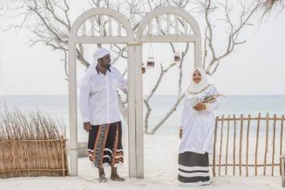 ވަލީމާގައި އަންހެނުންނަށް ހަދިޔާކުރީ ކުޑައިރުގެ ގޭގެ ދޮރާށި