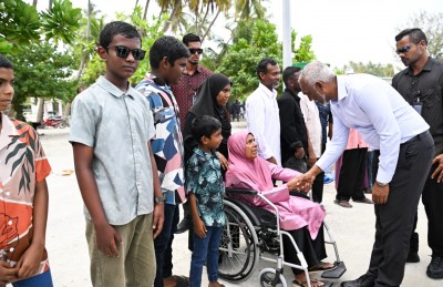 ރައީސް މުއިއްޒު ދެކުނުގެ ހަތަރު އަތޮޅަށް