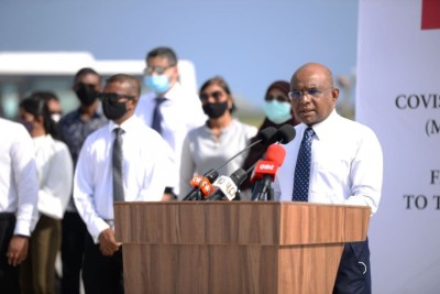 ވެކްސިނާއެކު ޝާހިދުގެ ހިފެހެއްޓުމެއް ނެތް ޝުކުރު ހިންދީ ބަހުން