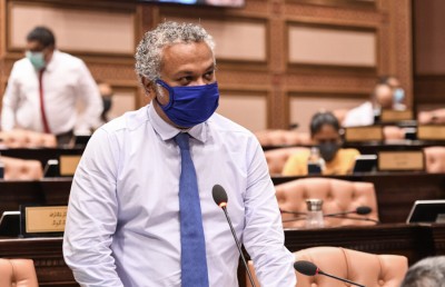 ކެމްޕެއިން ކުރުމަށް ހުރަސްތަކެއް އޮތް ނަމަވެސް އިންތިހާބު ބާއްވައިދޭން އީސީގައި އެދެފި