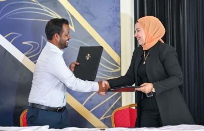 އައްޑޫ ބަދަލުކޮށްލާނެ ބްރިޖު އެޅޭނީ ރައީސް މުއިއްޒަށް: ނިޒާރު