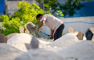 ކޮވިޑް ޖެހިގެން 39 އަހަރުގެ ދިވެއްސަކު މަރުވެއްޖެ