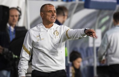 ނަޕޯލީއަށް ސީޒަނުގެ ތިންވަނަ ކޯޗު، މަގާމު ސްލޮވޭކިއާގެ ގައުމީ ކޯޗަށް