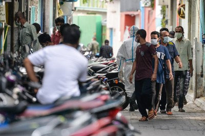 ކޮވިޑް19: ފިޔަވަޅުތަކަށް މީހުން ބޯލަބާ މިންވަރު 50 ޕަސަންޓު ދަށަށް