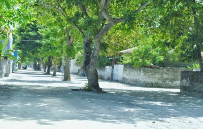 ރަށުގެ ނަން ނުބުނެ ކޮން ރަށެއްގެ މީހެއްކަން އަޅެ ބުނެލަބަލަ