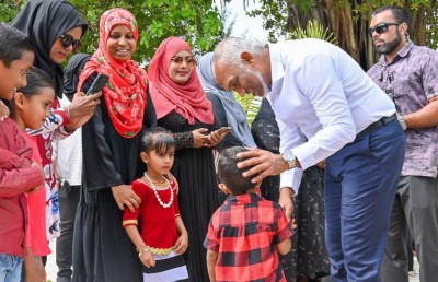 ހޮޅުދޫ ކައިރީގައި އޮންނަ ފަޅުރަށެއް އާބާދުކުރަނީ