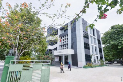 އައްޑޫ ދެ ކްލަސްޓާއިން 55 މީހުން ޕޮޒިޓިވް، 310 ޑައިރެކްޓު ކޮންޓެކްޓުން