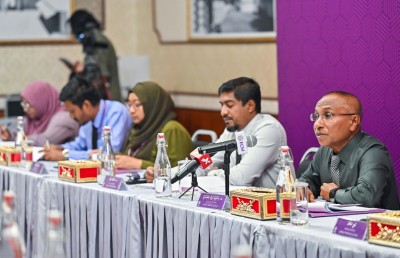 އިންތިހާބު މައްސަލާގައި އިލެކްޝަން ކޮމިޝަން މަޖިލީހަށް ހާޒިރުކުރަނީ