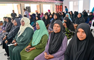 ކުޑަހުވަދޫ އާބަން ސެންޓަރެއްގެ ގޮތުގައި ތަރައްގީކޮށް، ވިޔަފާރި ބަނދަރެއް ހަދައިދޭނަން: ރައީސް