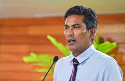 ހުޅުމާލެ އިން ނުހައްގުން ފަންސާހަކަށް ބިން ދީފައި އެބަހުރި: ފަޒުލް