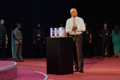 ރަށްރަށުގެ ބޯހިޔާވަހިކަމުގެ މައްސަލަ ހައްލުކުރަން 500 މިލިއަން ރުފިޔާގެ ލޯނު ދެނީ