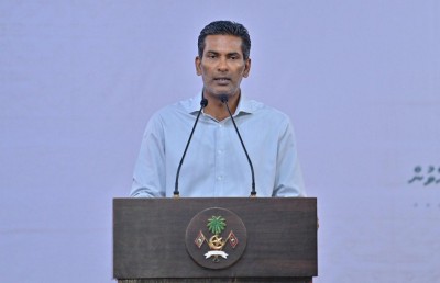 ފަޒުލް ދެއްކެވީ އެޗްޑީސީގައި ހިންގާފައިވާ ނާޖާއިޒު އެތައް ކަމެއް، މައްސަލަތައް އޭސީސީއަށް ހުށަހަޅަނީ