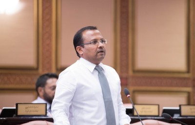 މަލީހު ވަކިކުރަނީ މަސައްކަތް ނުކުރާތީއެއް ނޫން، އިތުބާރު އެބަ އޮތް: ރިޔާޒް