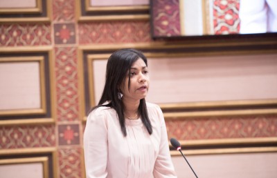ރޮޒައިނާގެ ހިއްސާވާ ކުންފުންޏަކަށް ކްލިނިކް އެޅުމަށް ދިން ކަމަށް ބުނާ މައްސަލަ އޭސީސީއަށް ހުށަހަޅައިފި