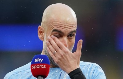 ގާޑިއޯލާގެ ލޮލުން ފޭބީ ފޭކް ކަރުނަ: އަގުއޭރޯގެ ބައްޕަ