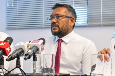 ޝަރުތު ފުރިހަމާ ދިވެހިން ތިބި ވަޒީފާއަށް ބިދޭސީން ނުގެނެވޭގޮތަށް ގަވާއިދު ހަދަނީ