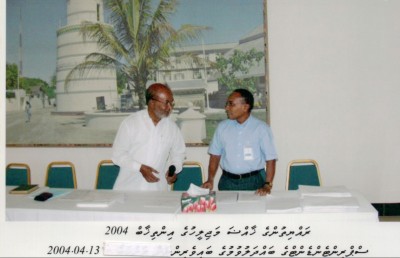 ހަބީބްގެ 38 އަހަރު: ސިޔާސީ ދިލަ ހޫނުގައި ނުޖެހި ނުކުންނެވީ ހުސްއަތާ!
