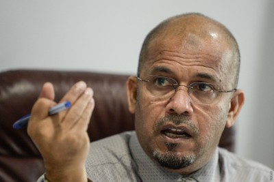 ކައުންސިލް އިންތިހާބު އޮޅުވާލަން އީސީއިން ކުރާ ކަމެއް ދެއްކުމަށް ޝަރީފުގެ ޗެލެންޖެއް މުއާޒަށް