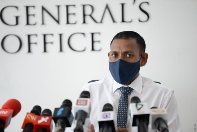 ޑްރަގްގައި "އަތްނުލާ" އުޅޭ މީހުންނަށް މަގު ބަންދުކޮށްލަން މަނީ ލޯންޑަރިންގެ ދައުވާ ކުރަނީ