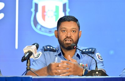 ސްކޭމް ކޮށްގެން ޖަމިއްޔާއެއްގެ އެކައުންޓުން ފަސް ލައްކަ ރުފިޔާ ނަގައިފި