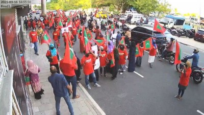 އިދިކޮޅު އިހުތިޖާޖުން ހައްޔަރުކުރި އެންމެން ޖޫރިމަނާކުރުމަށް ފަހު ދޫކޮށްލައިފި