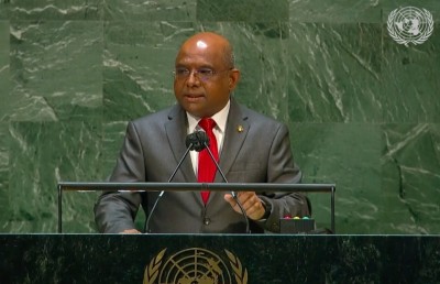 އދ. ގެ އާންމު މަޖިލީހުގެ ރައީސްކަން ޝާހިދަށް، ރާއްޖެ އަށް ތާރީޚީ ދުވަހެެއް