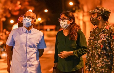ވަކިވަކި ސިފައިން ހާޒިރުވިޔަ ނުދޭން އުޅުއްވަނީ ރައީސްކަމުގެ ތުހުމަތު!