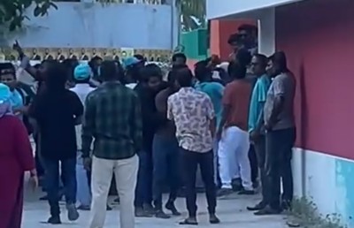 ކެމްޕެއިނަށް މާމެންދޫއަށް ދިއުމުން ނަރީޝަށް ހަމަލާދީފި، އެކަމަކު އިދިކޮޅުން އެކަން ދޮގުކުރޭ